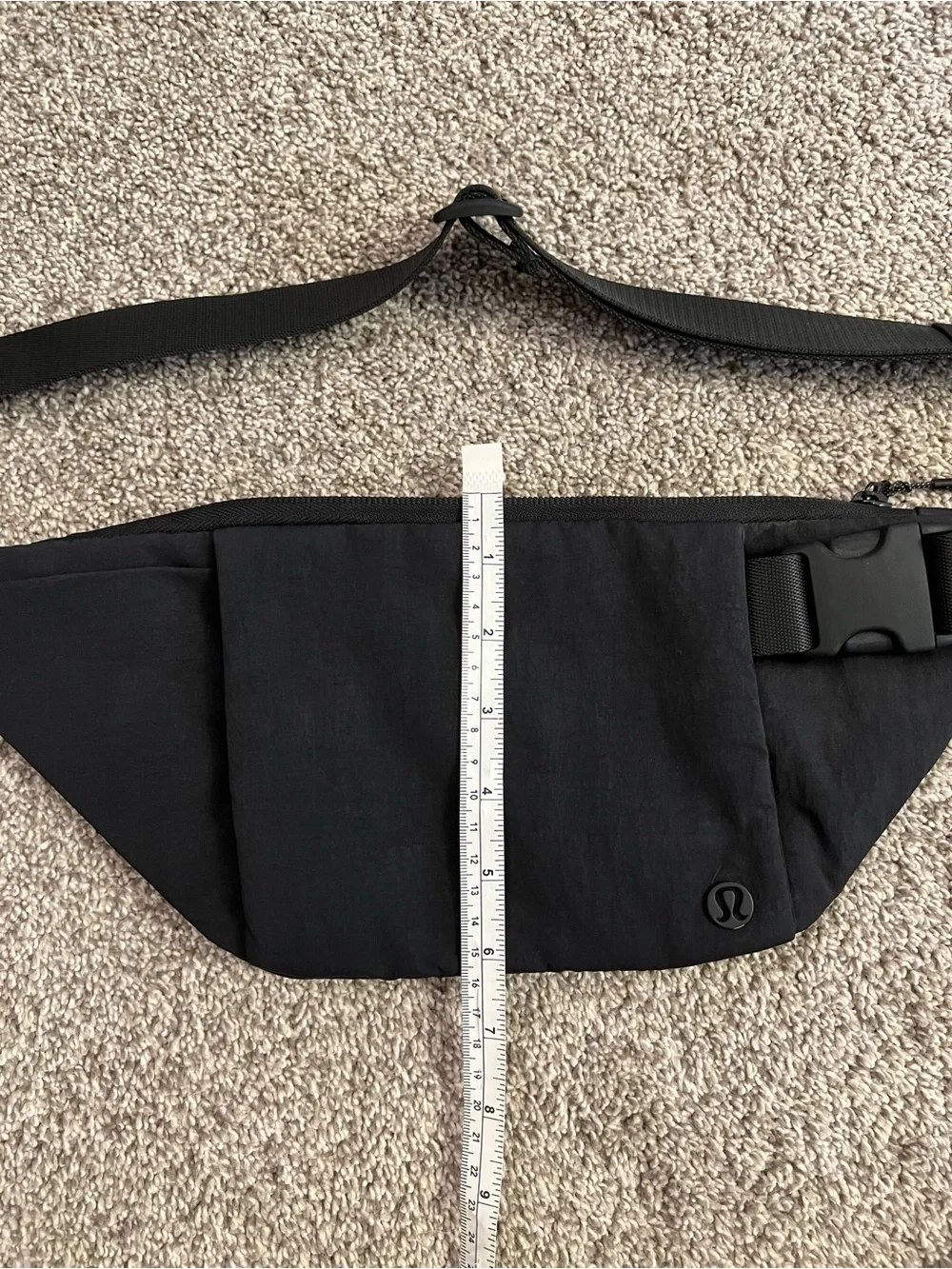 lululemon athletica Black Waist Pack Belt Bag